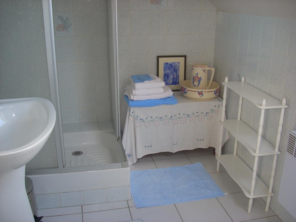 Chambres D'Hotes Kergollay Lanhouarneau Kamer foto